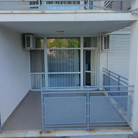 Apartment елит 2 *